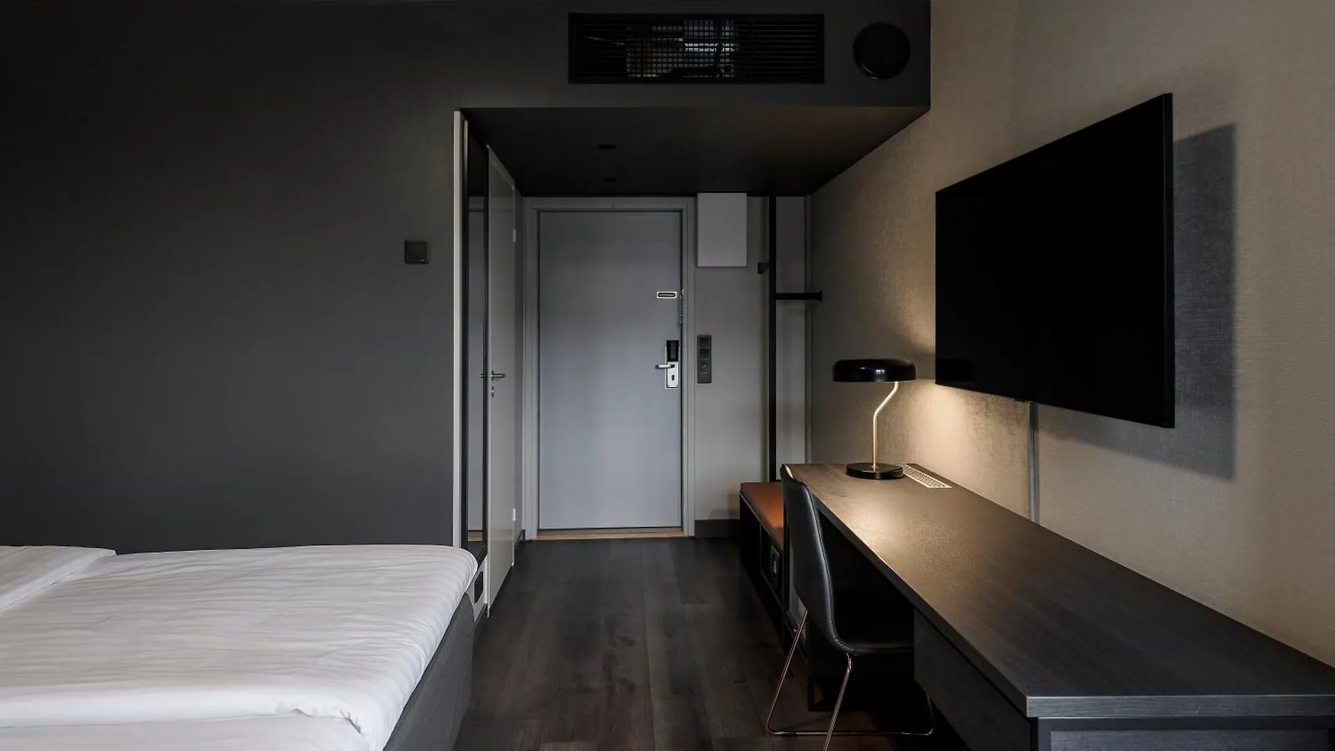 Original Sokos Hotel Βάνταα 4*,