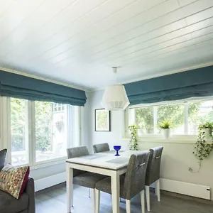 Appartement Airport Mint House