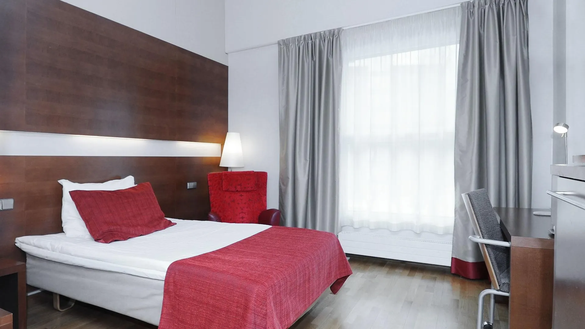 Original Sokos Hotel Вантаа 4*,